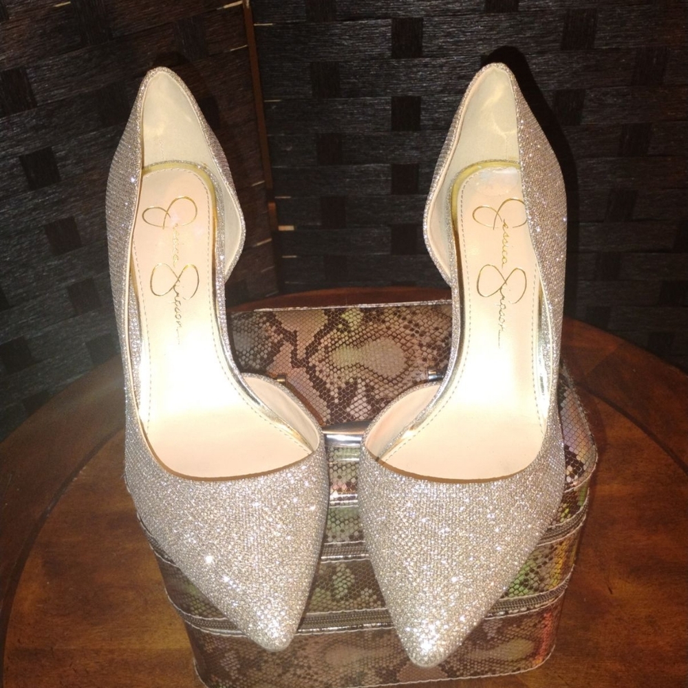 Jessica Simpson Silver Glitter Pumps
